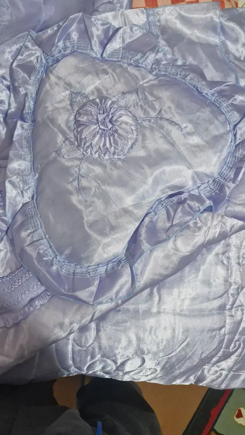 روتختی دو نفره جنس ساتن رنگ یاسی|سرویس روتختی|تهران, قزل قلعه|دیوار