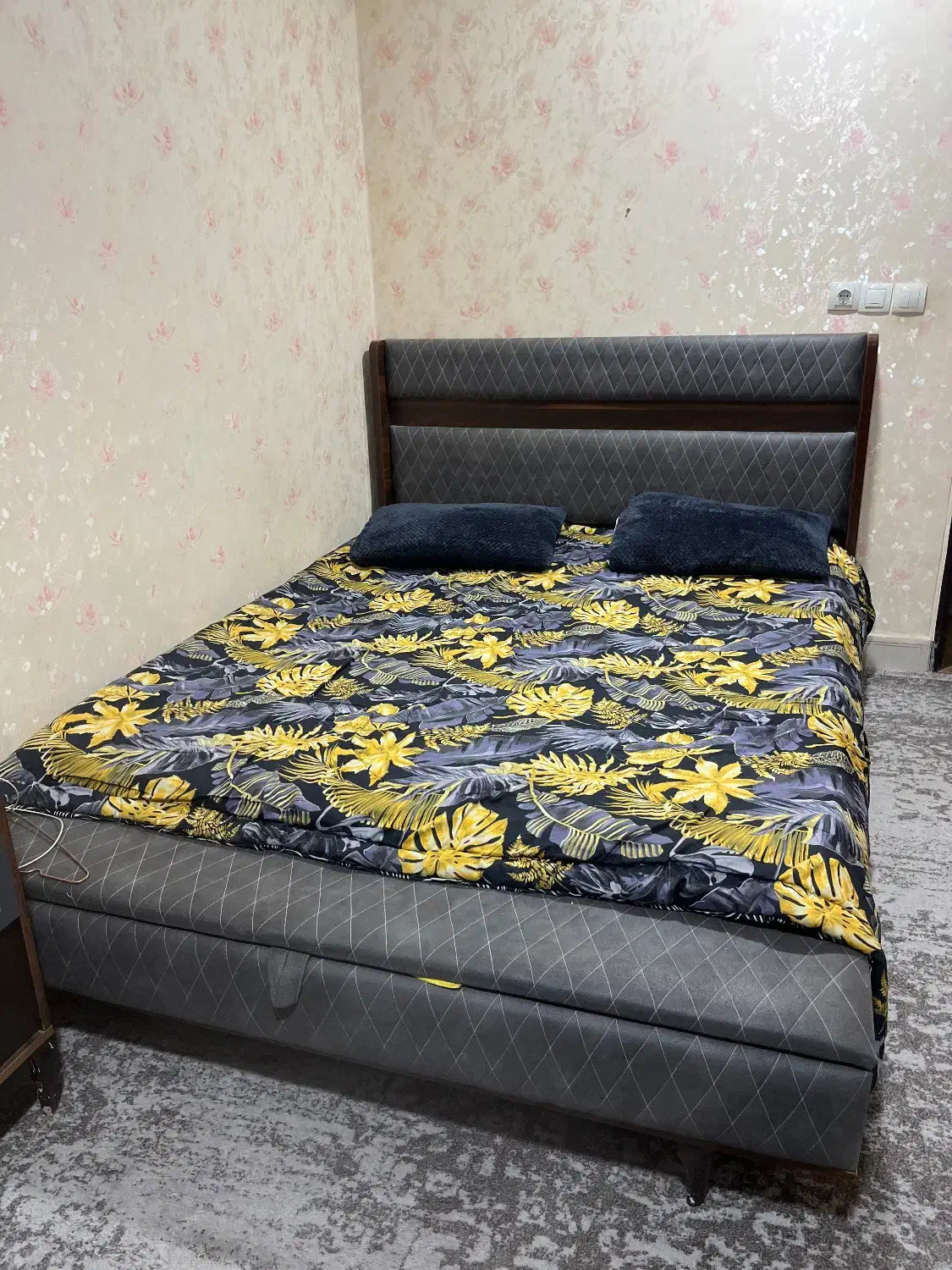 میز و تخت خواب|تخت و سرویس خواب|بندرعباس, |دیوار