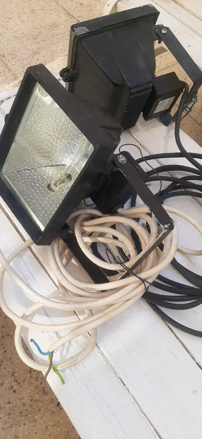 نوارفکن خارجی در حد نو به فروش میرشد|لامپ و چراغ|ایذه, |دیوار