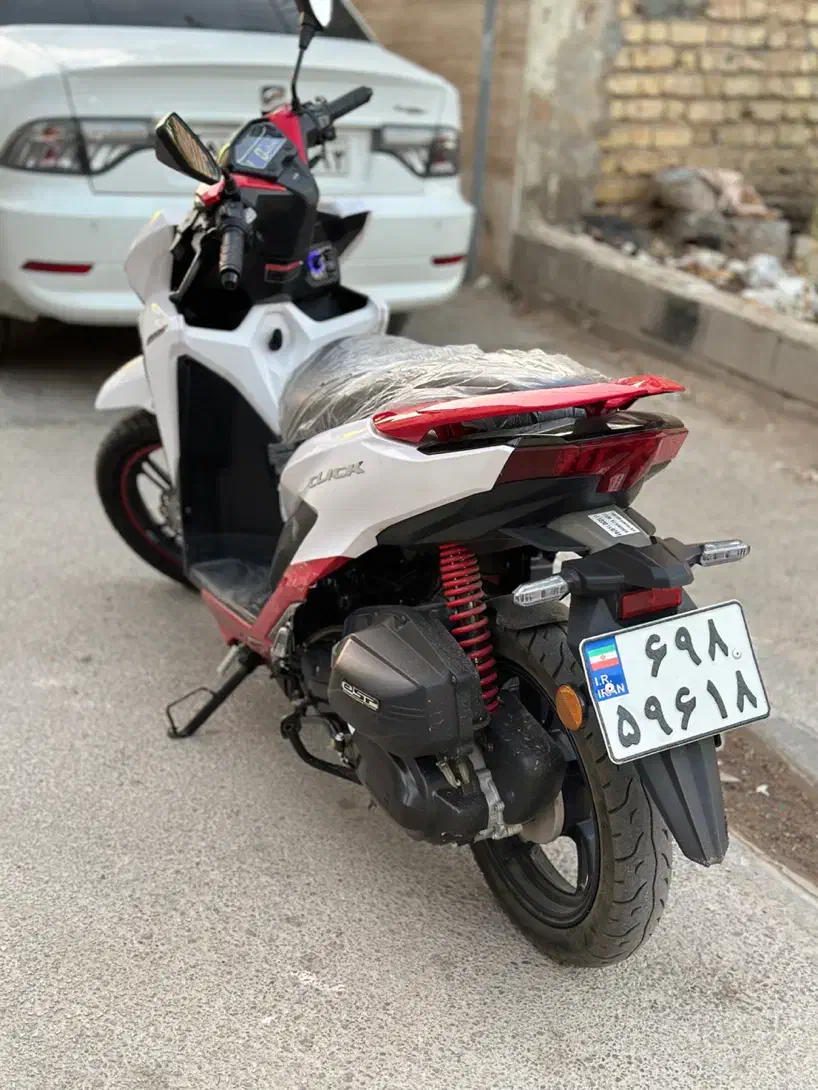 فروش فوری کلیک|موتورسیکلت|شیراز, شهرک برف فروشان|دیوار