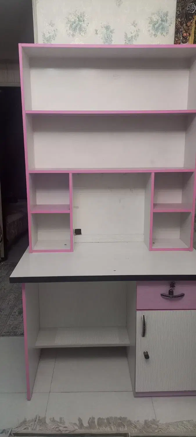 میز تحریر وکامپیوتر|میز تحریر و کامپیوتر|مشهد, فرهنگیان (شهرک غرب)|دیوار