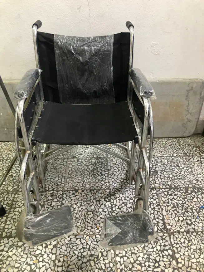 ویلچر سایز بزرگ در حد نو|آرایشی، بهداشتی، درمانی|رشت, گلزاران|دیوار