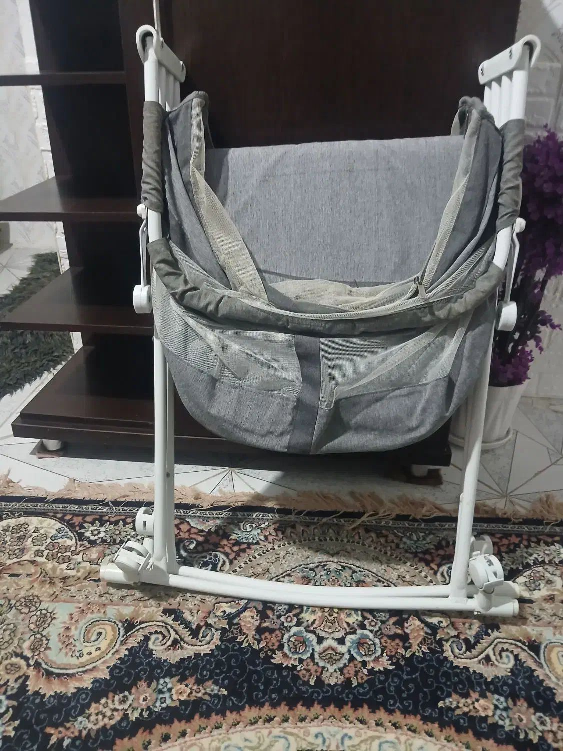 گهواره|تخت و صندلی بچه|آستارا, |دیوار