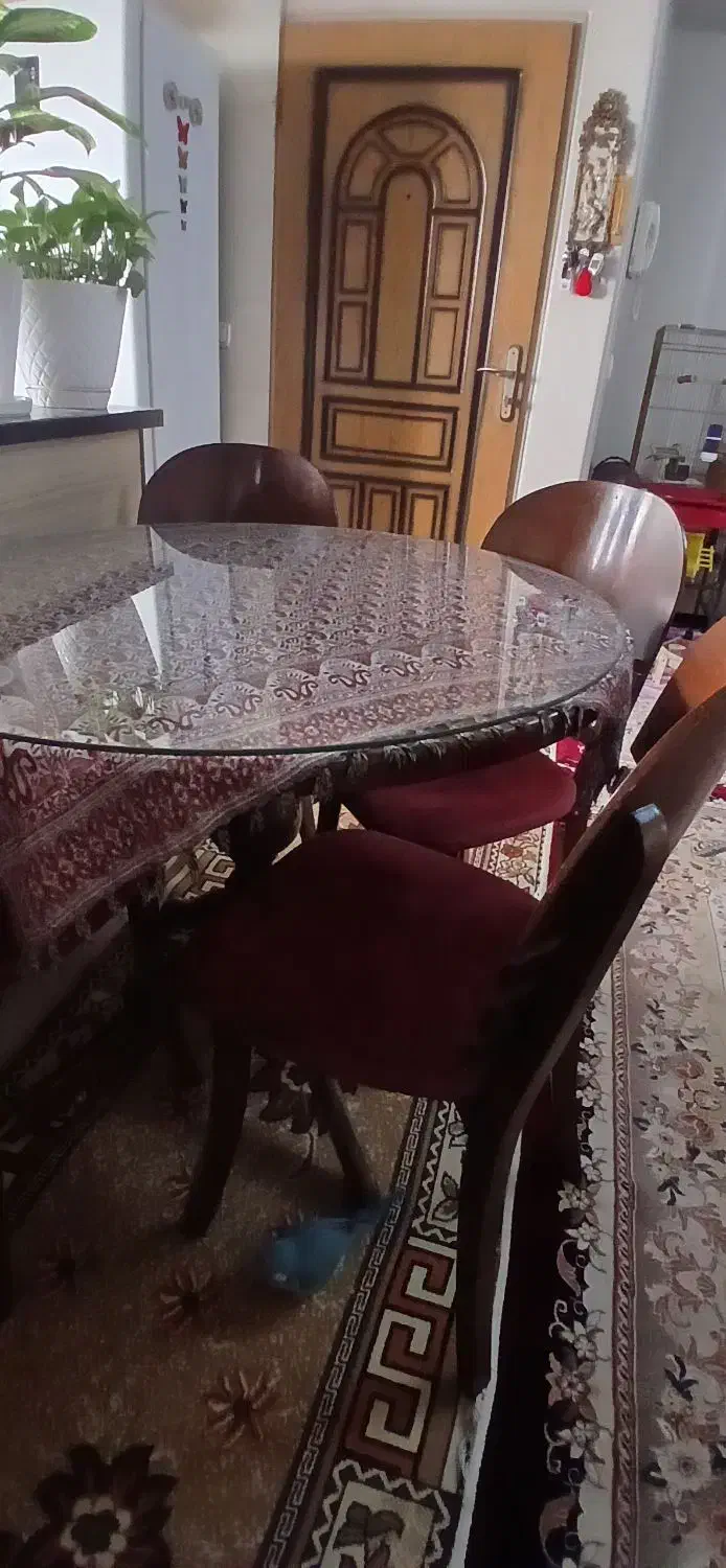 مبل راحتی هشت نفره با میز نهارخوری|مبلمان خانگی و میز عسلی|قدس, شهرک فرزان|دیوار