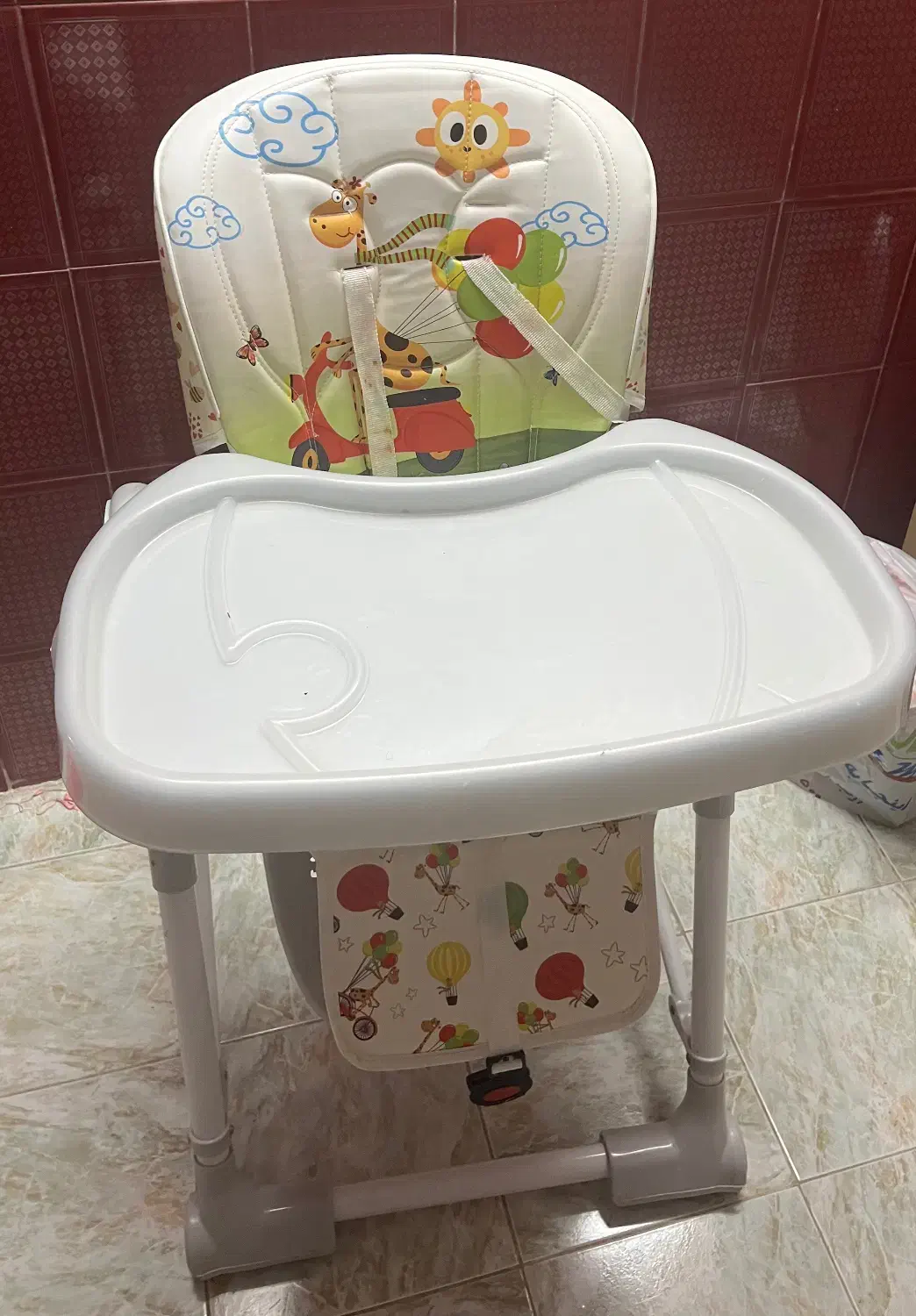 صندلی غذا کودک|تخت و صندلی بچه|اردبیل, |دیوار