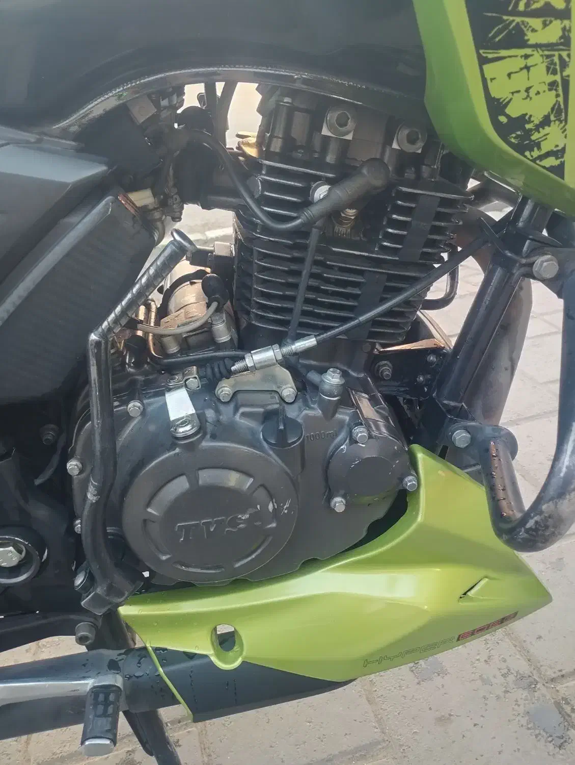 آپاچی مدل 94 سبز مشکی مدارک کامل|موتورسیکلت|مشهد, شهرک شهید باهنر|دیوار