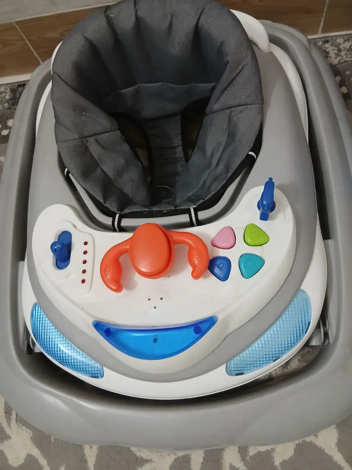 لوازم نوزاد|کالسکه و لوازم جانبی|آباده, |دیوار