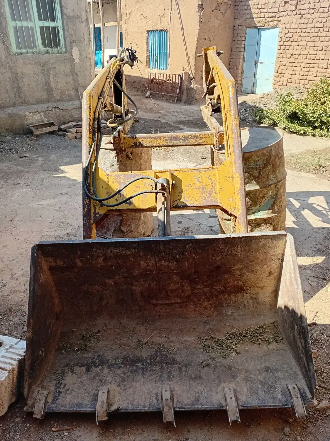 تراکتور رومانی بیلدار|خودرو سنگین|آبگرم, |دیوار