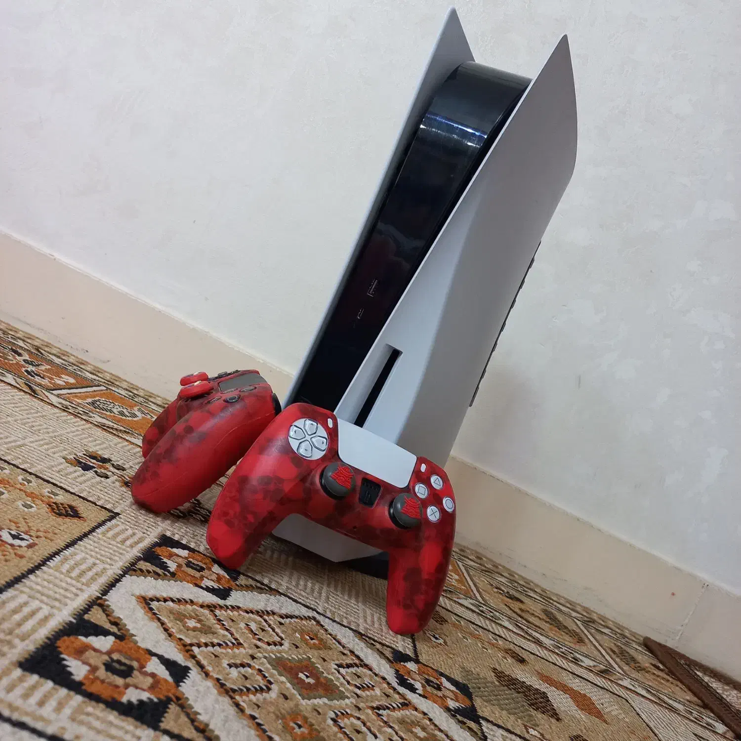 پی اس فایو دو دسته|کنسول، بازی ویدئویی و آنلاین|پرند, فاز ۱|دیوار