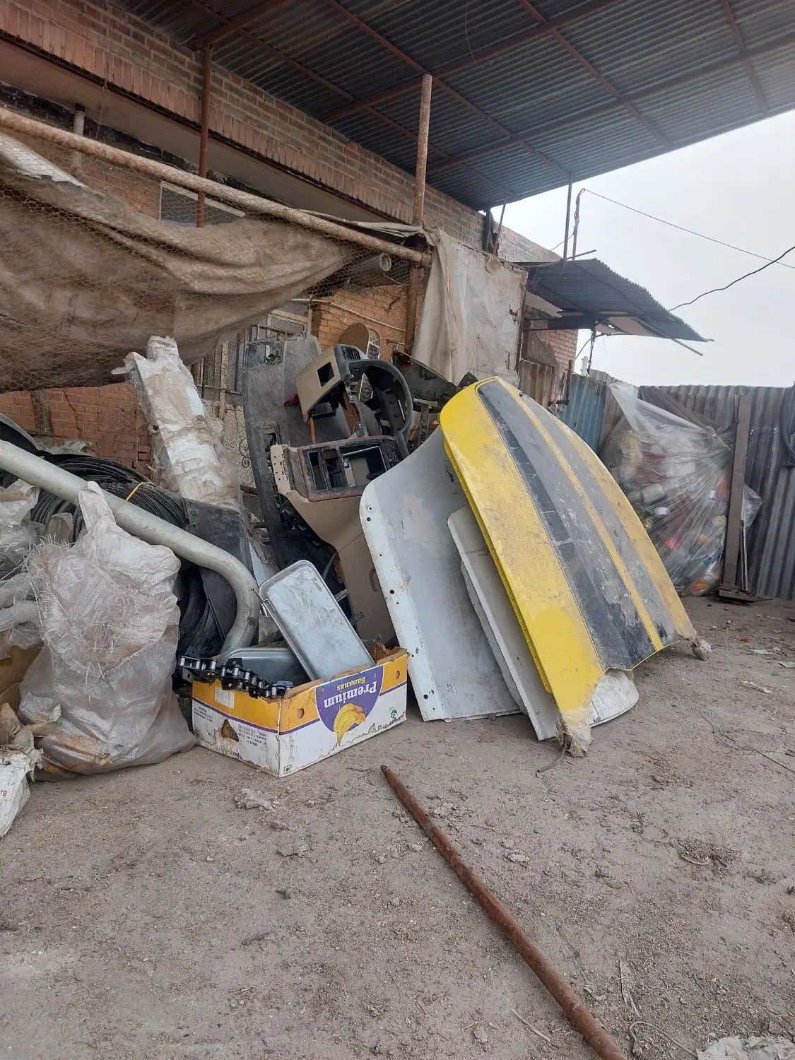 یه سری لوازم ماشین|قطعات یدکی و لوازم جانبی|تهران, میدان میوه و ترهبار مرکزی|دیوار