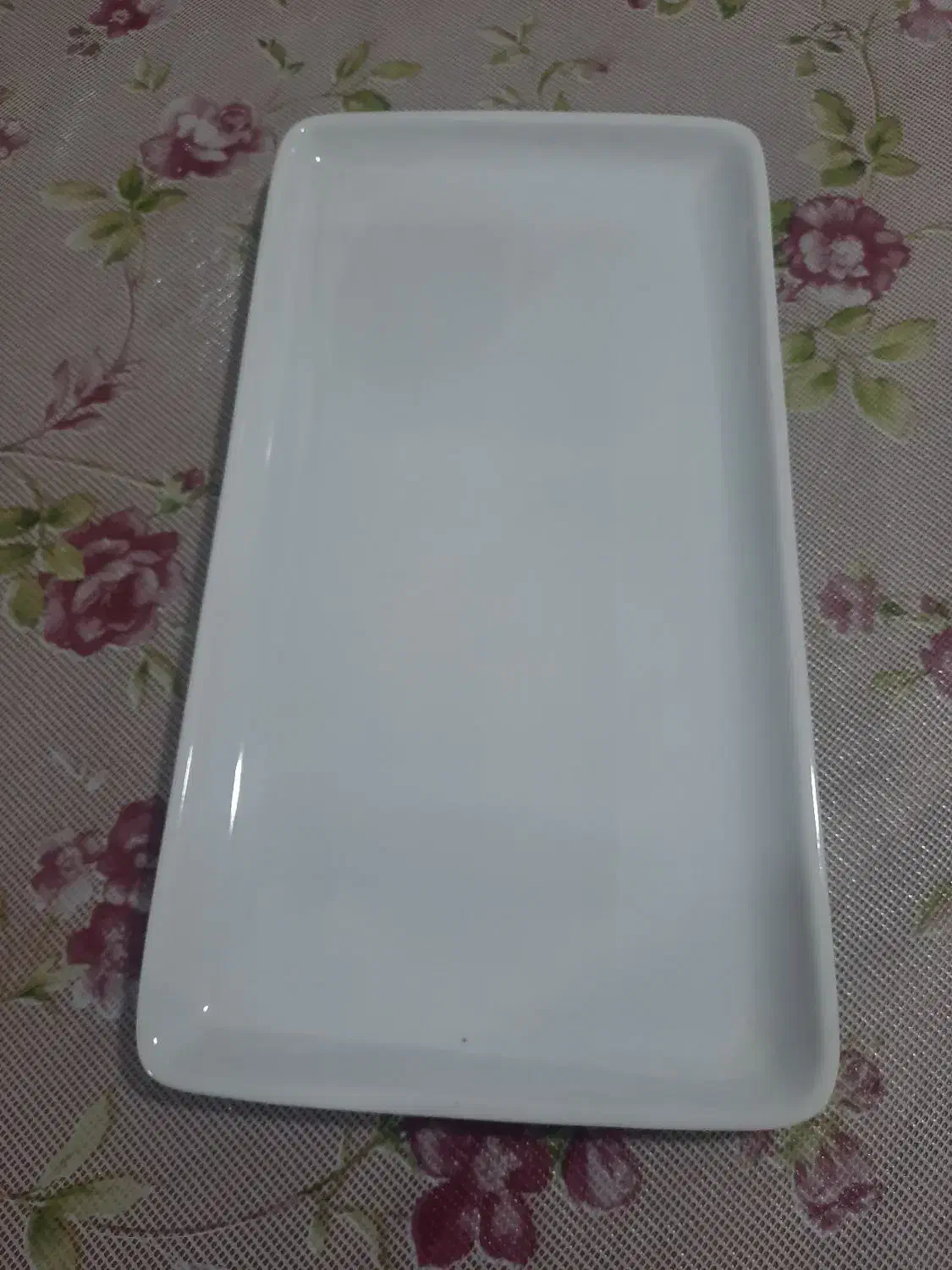 ظرف شیشه ای|ظروف سرو و پذیرایی|مسجد سلیمان, |دیوار