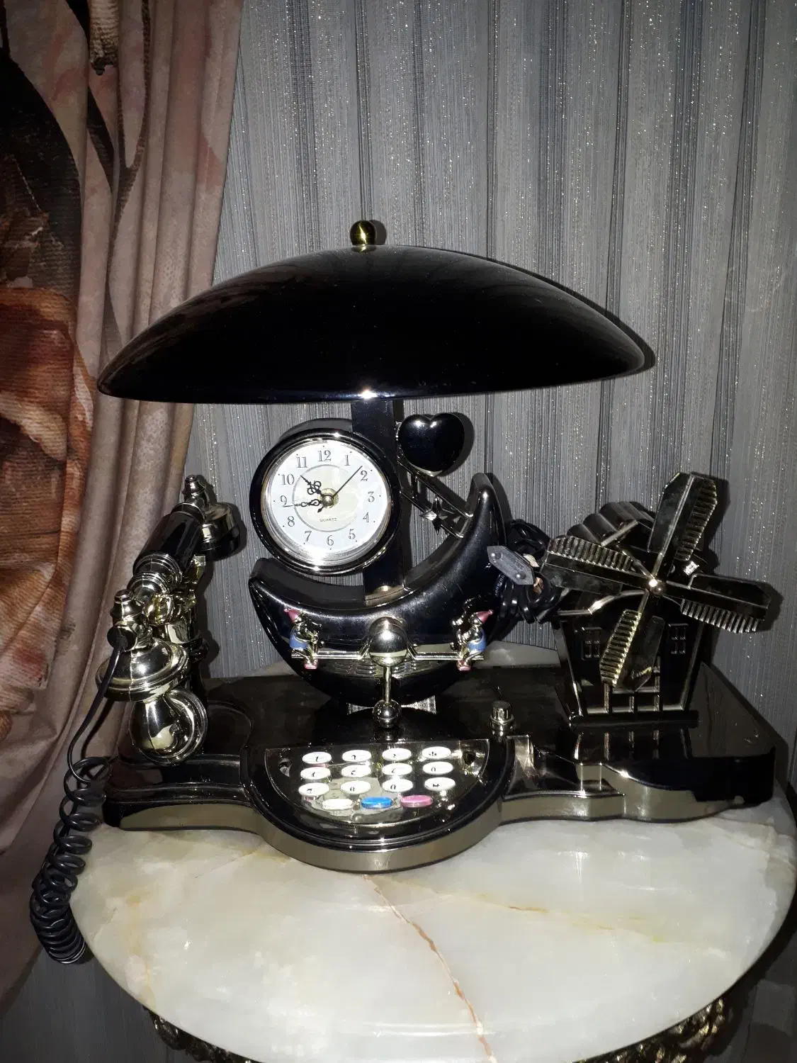 گوشی تلفن ساعت دار موزیکالی خواستو زیبا کمیاب|تلفن رومیزی|تبریز, |دیوار