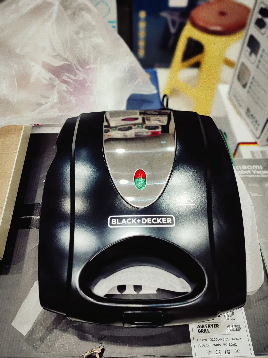 ساندویچ ساز ۲کاره بلکاندیکر|سایر لوازم برقی|قشم, |دیوار