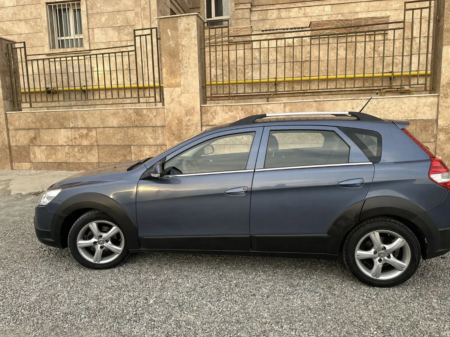 اچ سی کراس اتوماتیک ۹۷|خودرو سواری و وانت|تهران, شهرک نفت|دیوار