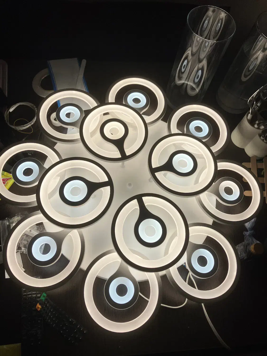 لوستر|لوستر و چراغ آویز|شیراز, قصرالدشت|دیوار