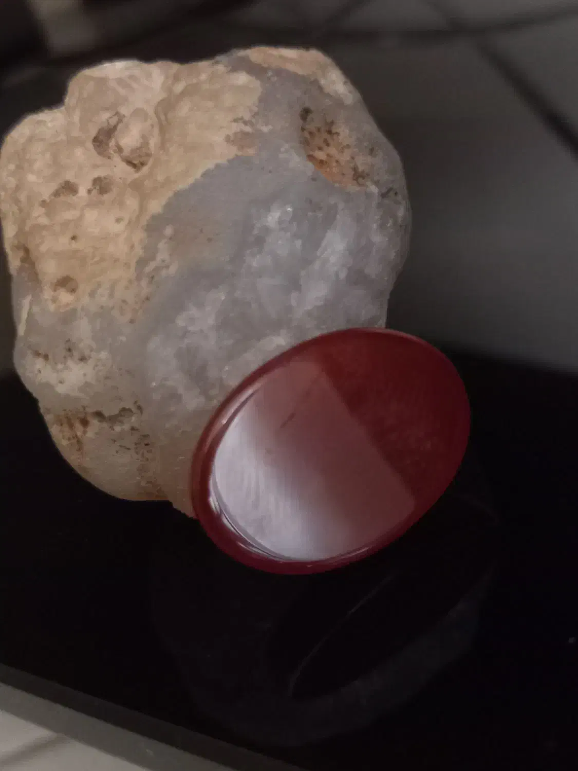 عقیق کهنه سرخ|جواهرات|قزوین, |دیوار