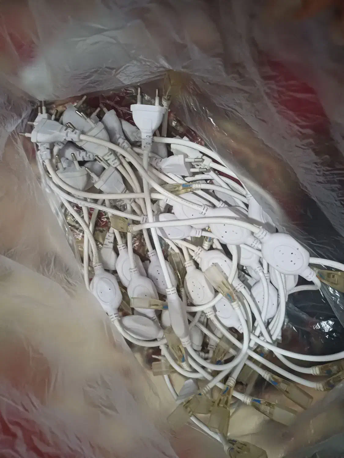 لوازم برقی زیر قیمت|لامپ و چراغ|رشت, گیل|دیوار