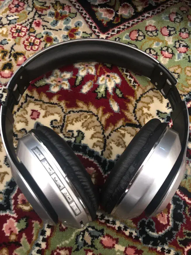 هدفون باکفیت و درجه یک و درحدنو|لوازم جانبی موبایل و تبلت|رفسنجان, |دیوار