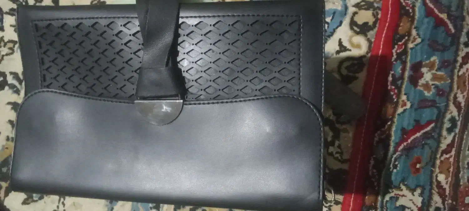 یک عدد کیف اسپرت زنانه کامل چرم بزی ویک پرده|کیف، کفش، کمربند|کرج, حسین آباد (اکبر آباد)|دیوار