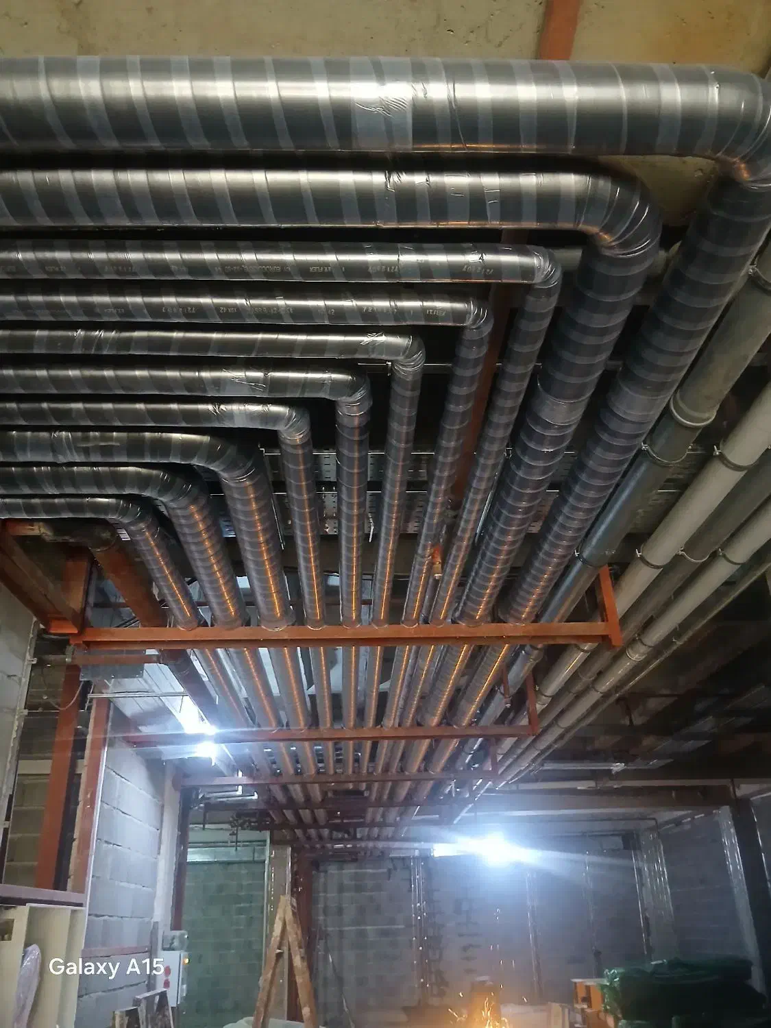 عایق کاری وکاور تاسیسات|خدمات پیشه و مهارت|ماهدشت, |دیوار