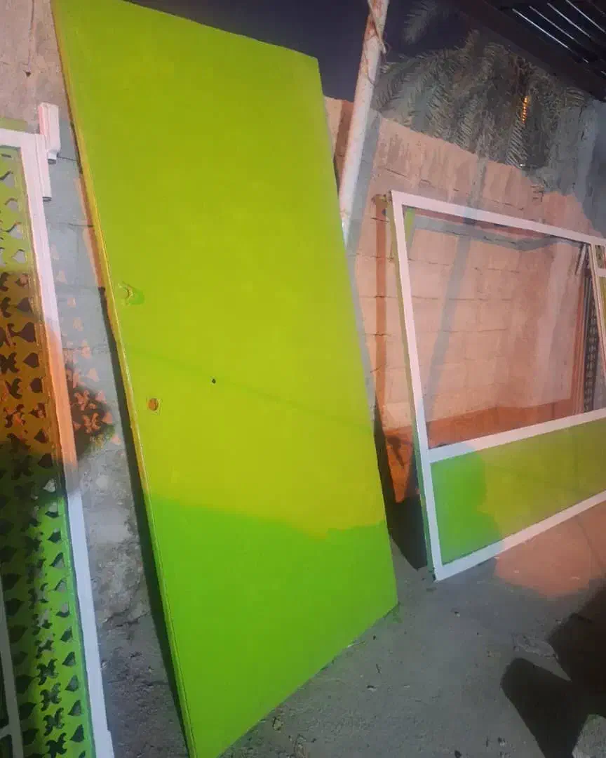 درب حیاط بزرگ جادار|مصالح و تجهیزات ساختمان|آبپخش, |دیوار