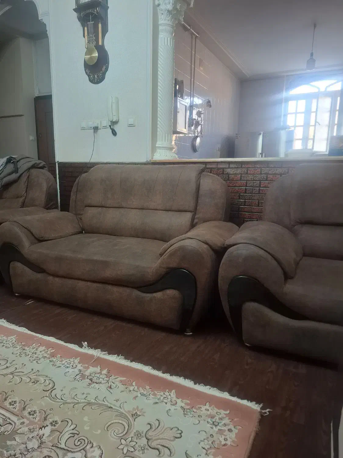 فروش مبل راحتی نو ومرتب|مبلمان خانگی و میز عسلی|شیراز, شهرک مطهری|دیوار