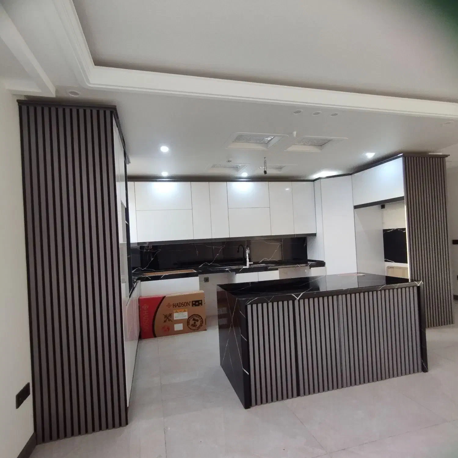 آپارتمان سه خوابه تکواحد کفایی امانی|فروش آپارتمان|تهران, دروازه شمیران|دیوار