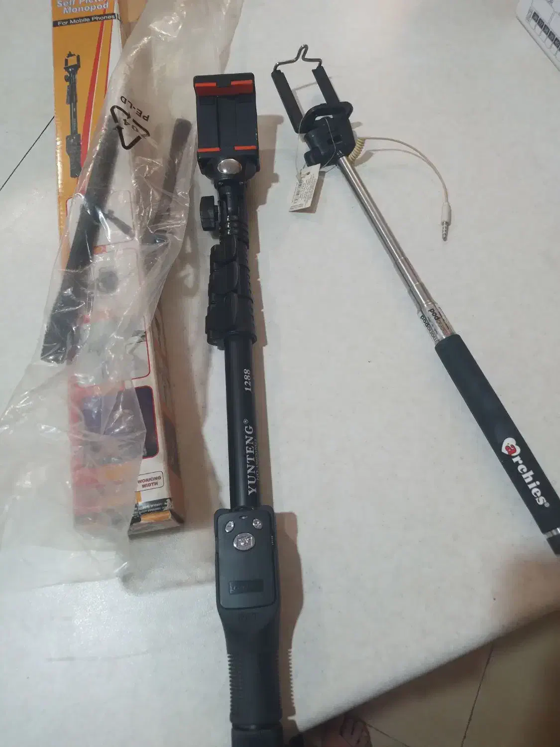 ۲ عدد مونوپاد آکبند|لوازم جانبی موبایل و تبلت|تهران, شهرک آتی شهر|دیوار