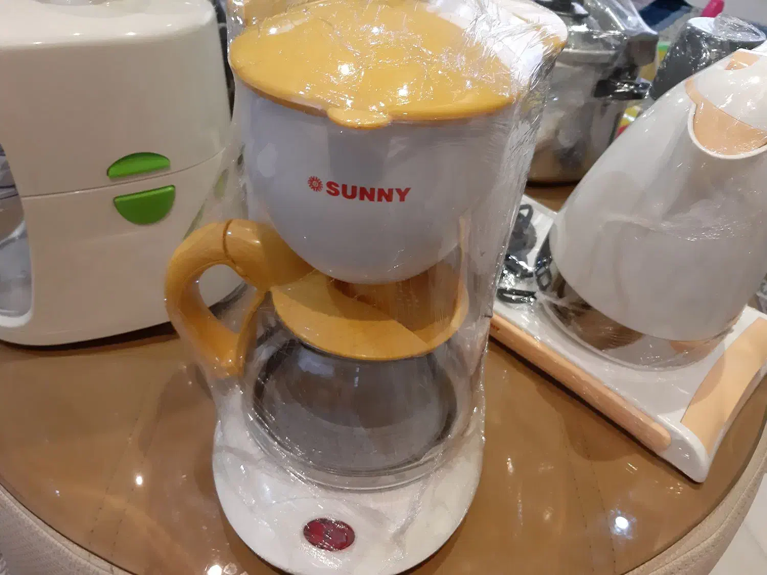 قهوه جوش سانی درحد نو کلا۲باراستفاده شده توافقی|سماور، چایساز، قهوهساز|مشهد, آبکوه|دیوار