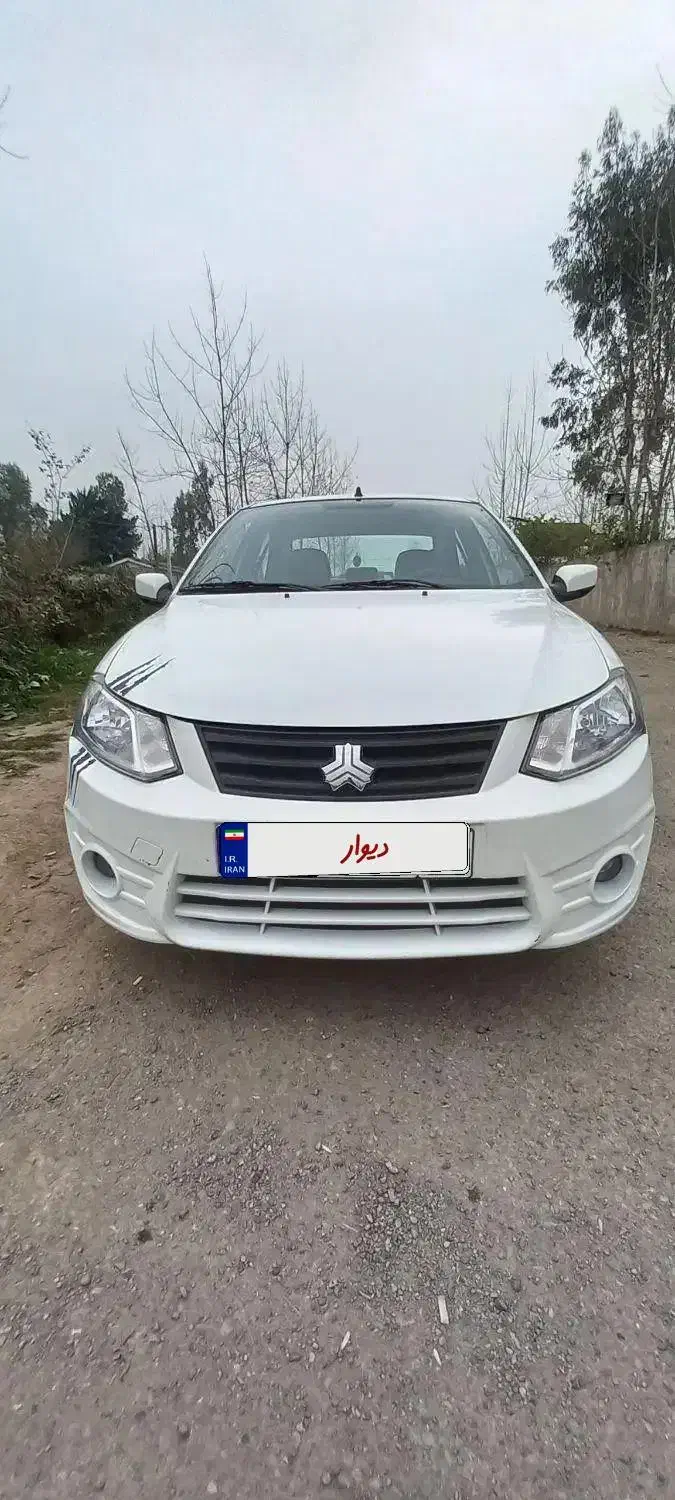 ساینامدل۹۹ مشابه با صفر|خودرو سواری و وانت|رشت, عینک|دیوار