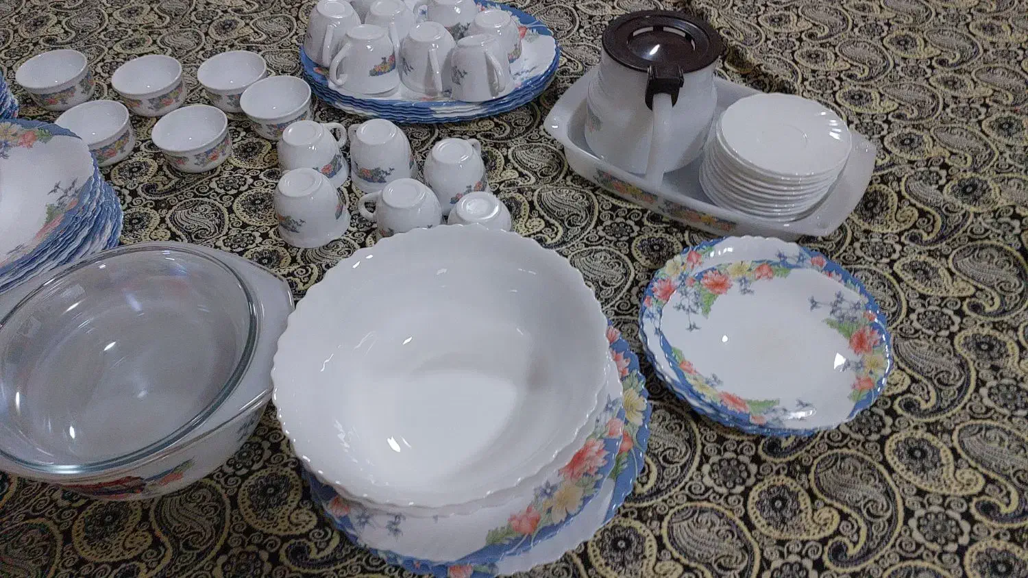 فروش سرویس ۱۸ نفره ارگوپال اصل فرانسه|ظروف سرو و پذیرایی|شیراز, میانرود|دیوار