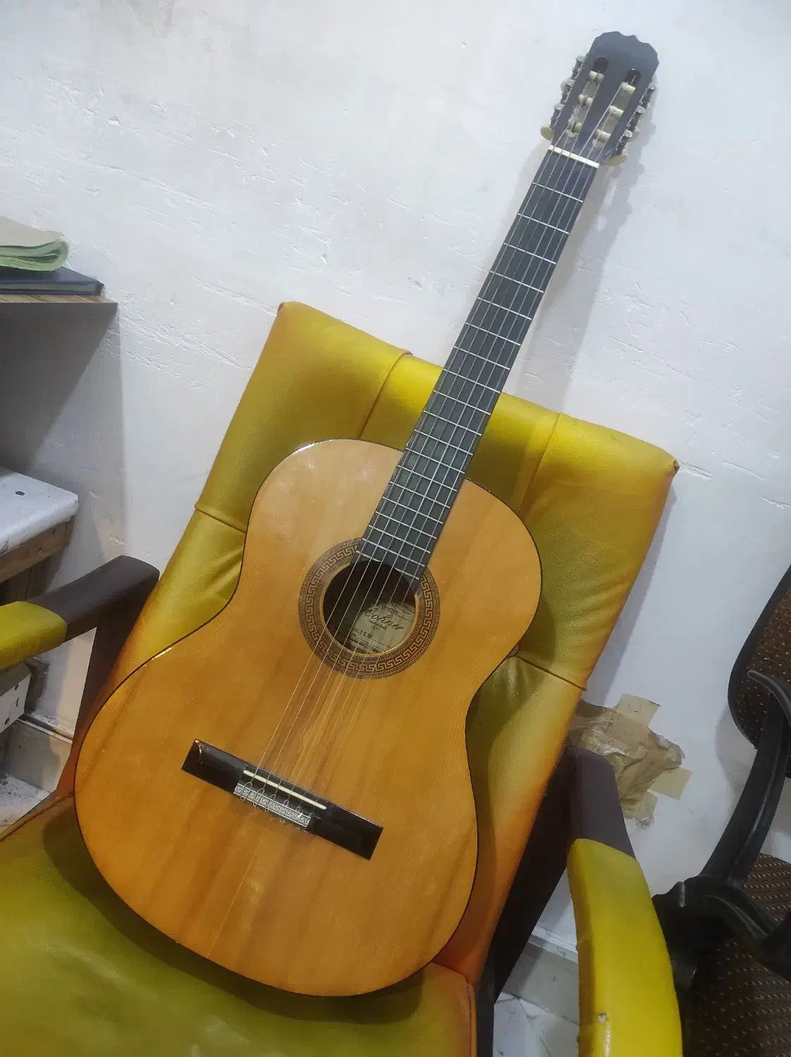 گیتار تمیز|گیتار، بیس، امپلیفایر|خرم‌آباد (تنکابن), |دیوار