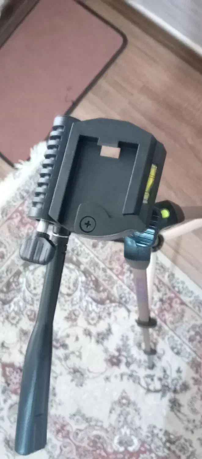 پایه دوربین عکاسی|دوربین عکاسی و فیلم‌برداری|کرج, شهرک بنفشه|دیوار