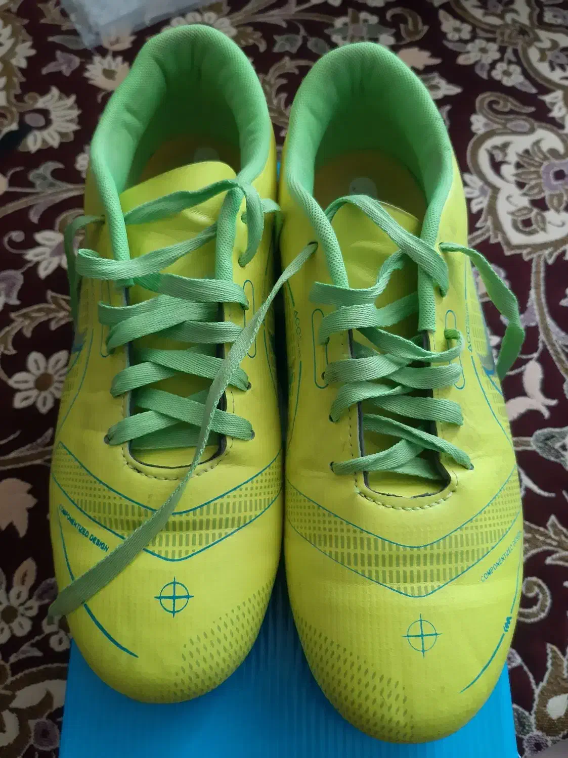 کفش فوتبال|تجهیزات ورزشی|گنبد کاووس, |دیوار