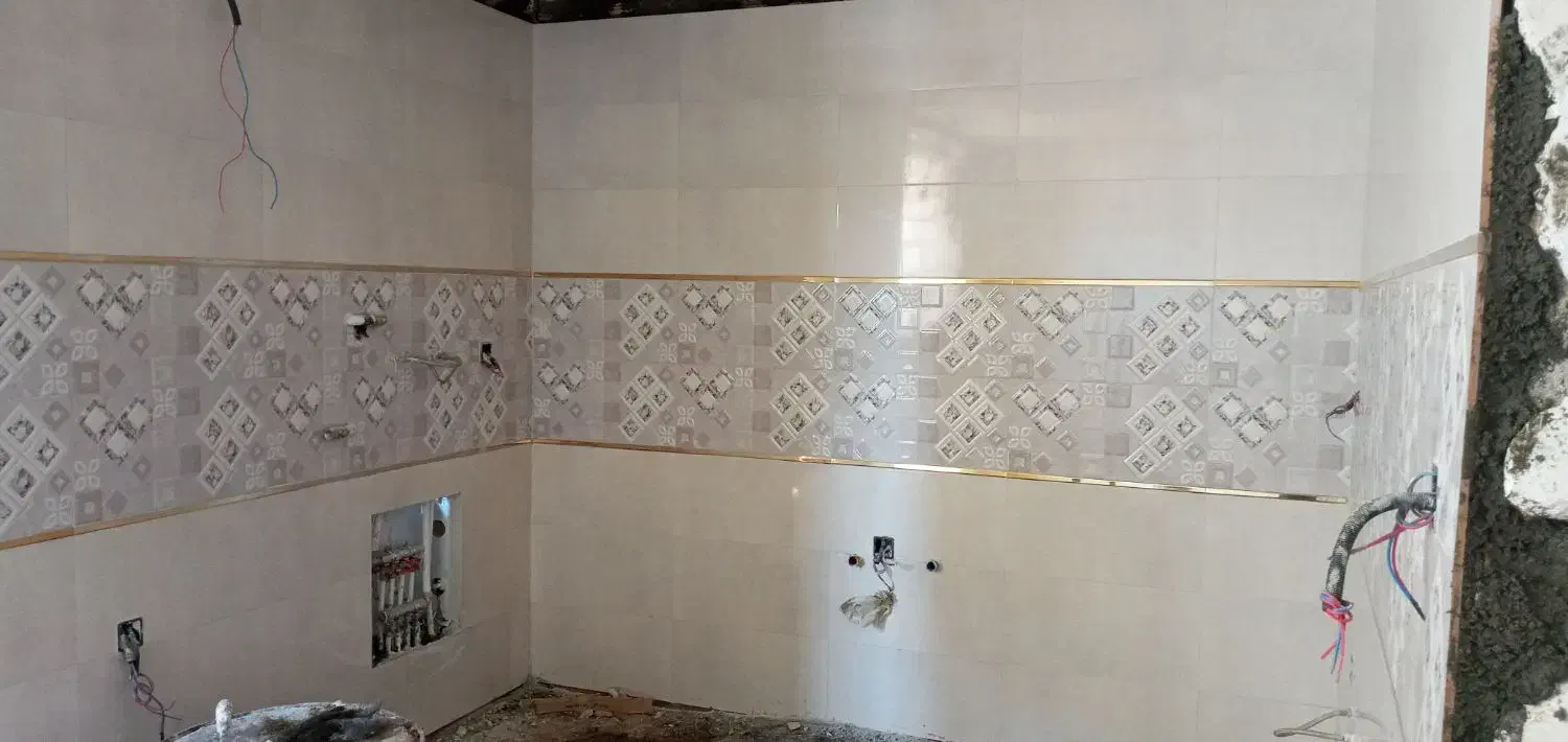 کاشی کاری و سرامیک کار حرفه ای|خدمات پیشه و مهارت|بجنورد, |دیوار