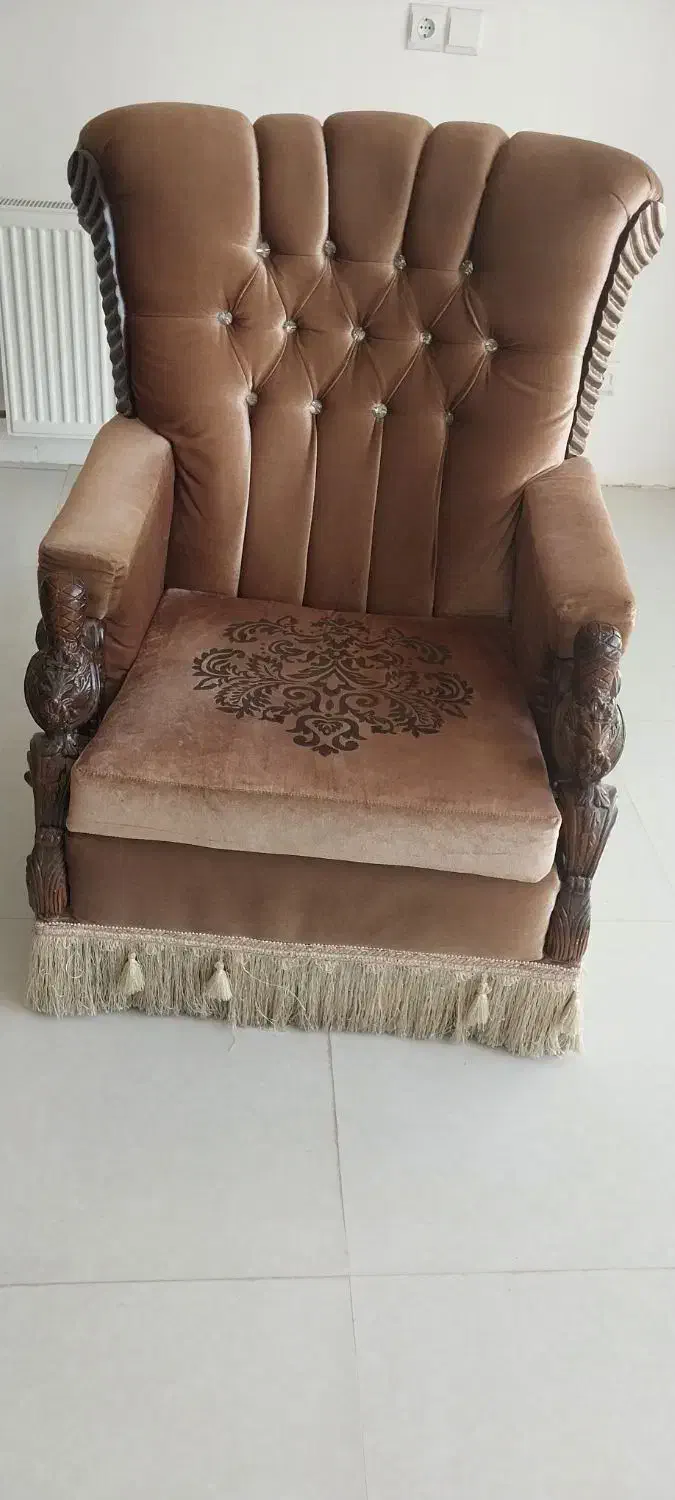 مبلمان۷نفره راحتی|مبلمان خانگی و میز عسلی|گلپایگان, |دیوار