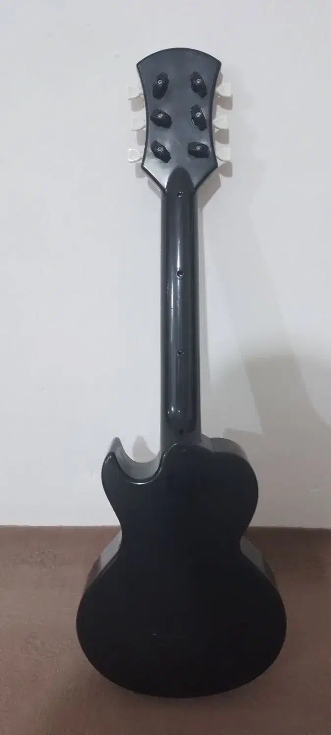 گیتار اسباب بازی|گیتار، بیس، امپلیفایر|کرمانشاه, |دیوار