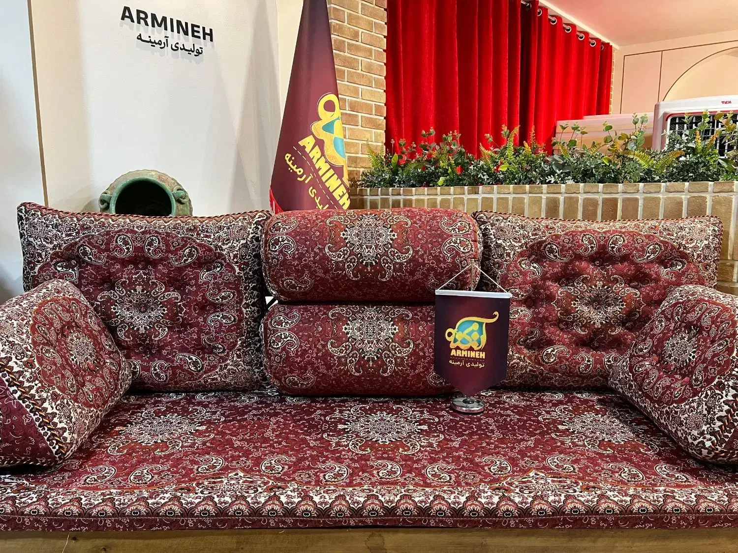 ترمه شقایق طرح نسترن شکفته شاهنشین|پشتی|تهران, دژکام|دیوار