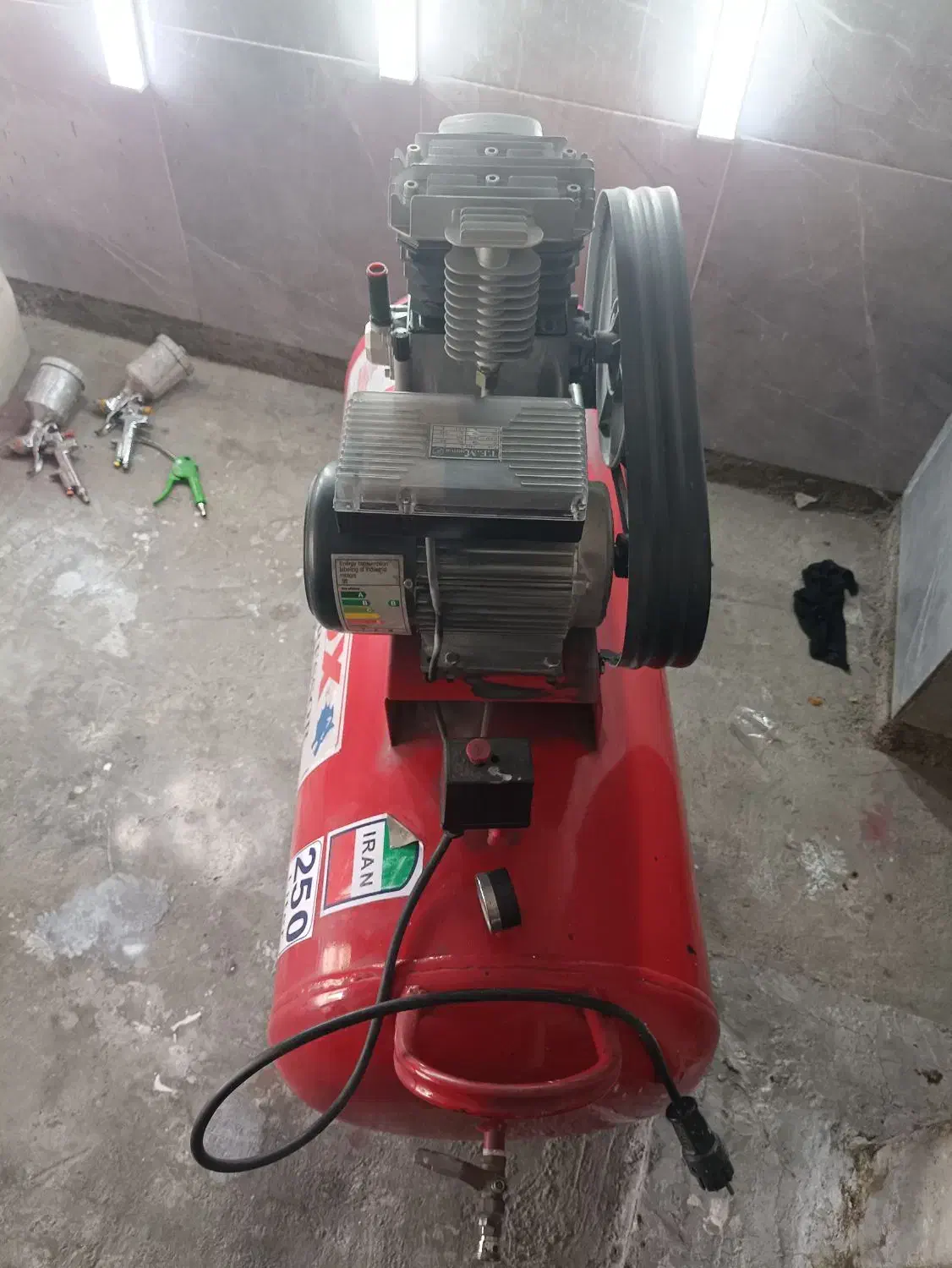 کمپرسور باد ۲۵۰ لیتری|ابزارآلات|گنبد کاووس, |دیوار