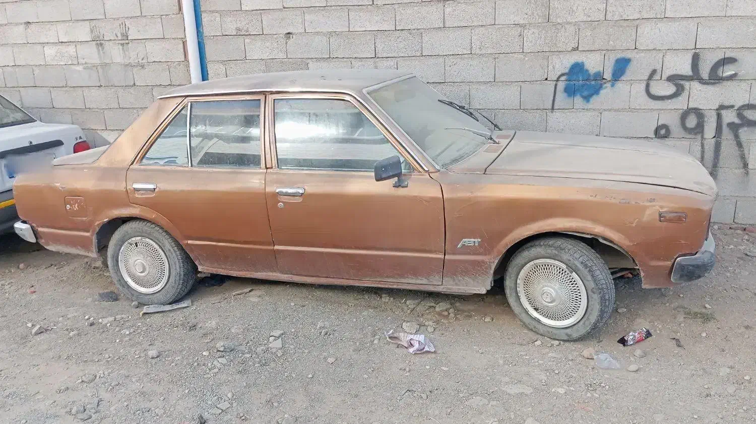 تویوتا کارینا قدیمی مدل 1358/1979|خودرو کلاسیک|نقده, |دیوار