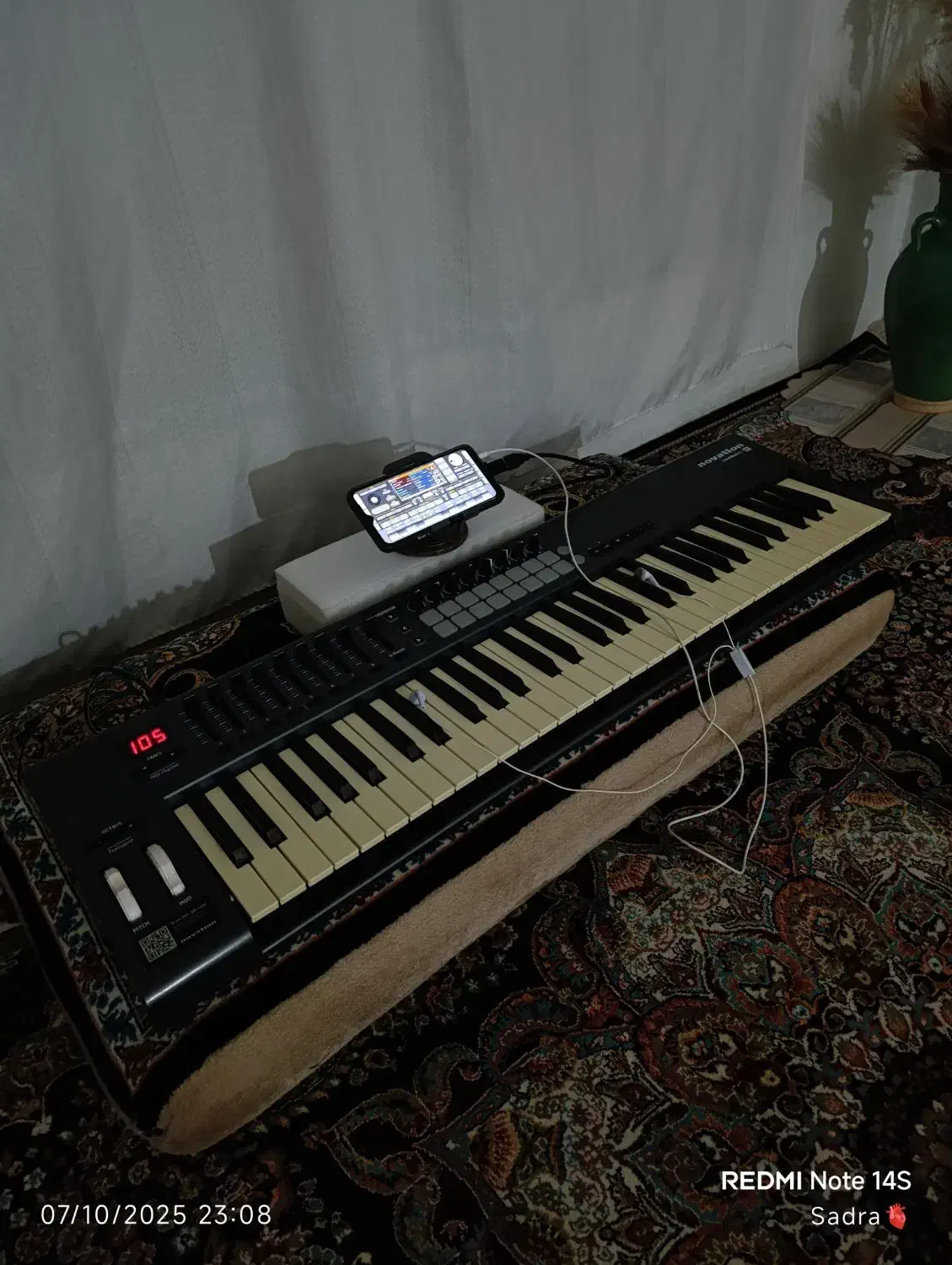 میدی کنترلر مدل 61 novation|پیانو، کیبورد، آکاردئون|کرمانشاه, |دیوار