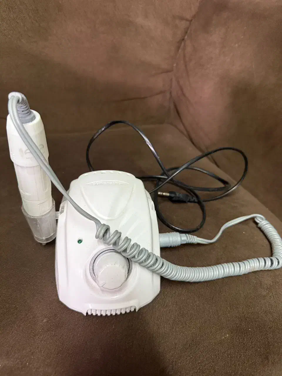 وسایل ناخون کاری|آرایشگاه و سالن‌های زیبایی|رشت, دیلمان|دیوار