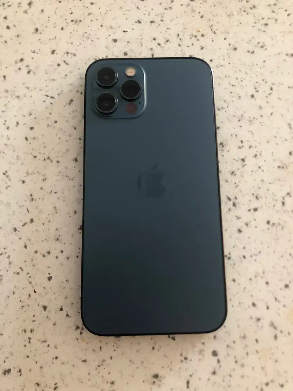 ایفون ۱۲ پرو درحد نو|موبایل|تبریز, |دیوار