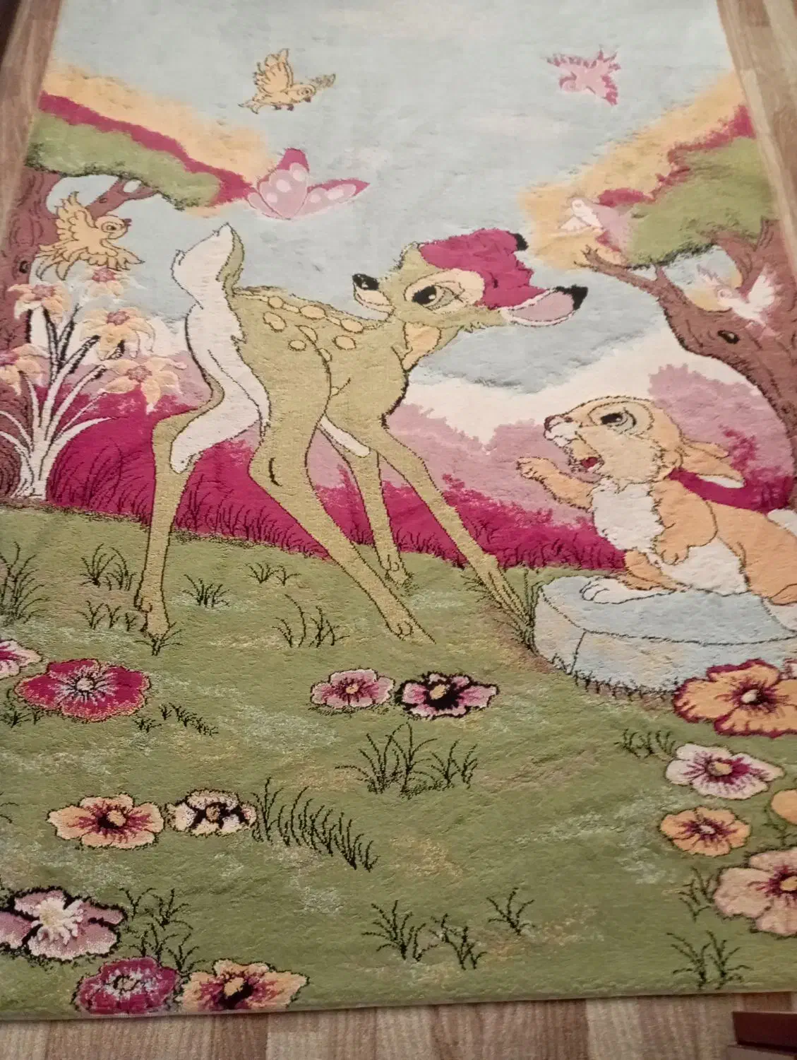 فرش قالیچه|فرش|قم, چهل درخت‎|دیوار