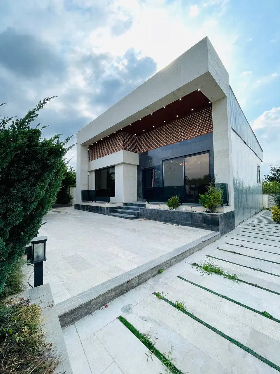 ویلاباغ۵۸۰ متری/سعادت آباد شم ال/مدارک تکمیل|فروش خانه و ویلا|تهران, آرارات|دیوار