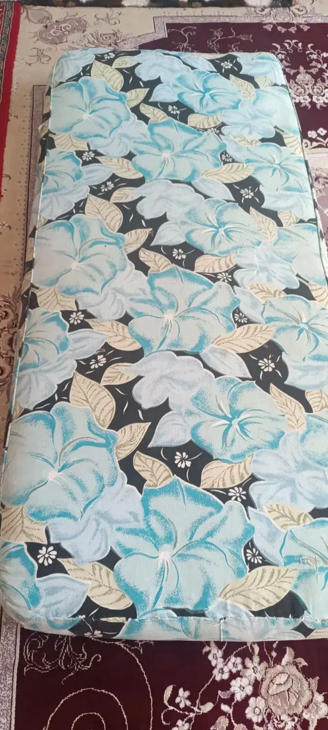 تشک تخت کاملا سالم|تشک تختخواب|مراغه, |دیوار