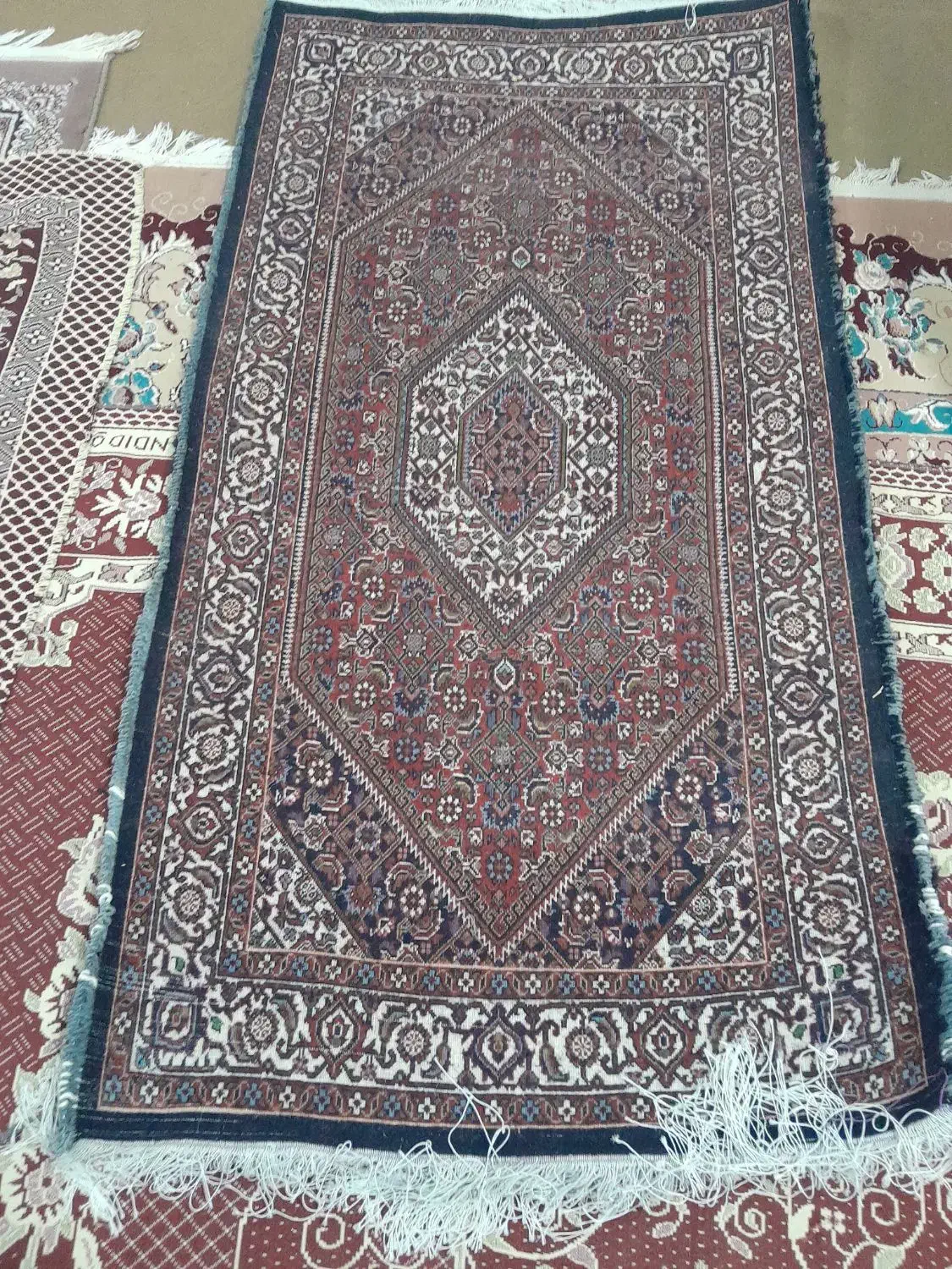 فرش دستباف زرچورک|فرش|ایجرود, |دیوار