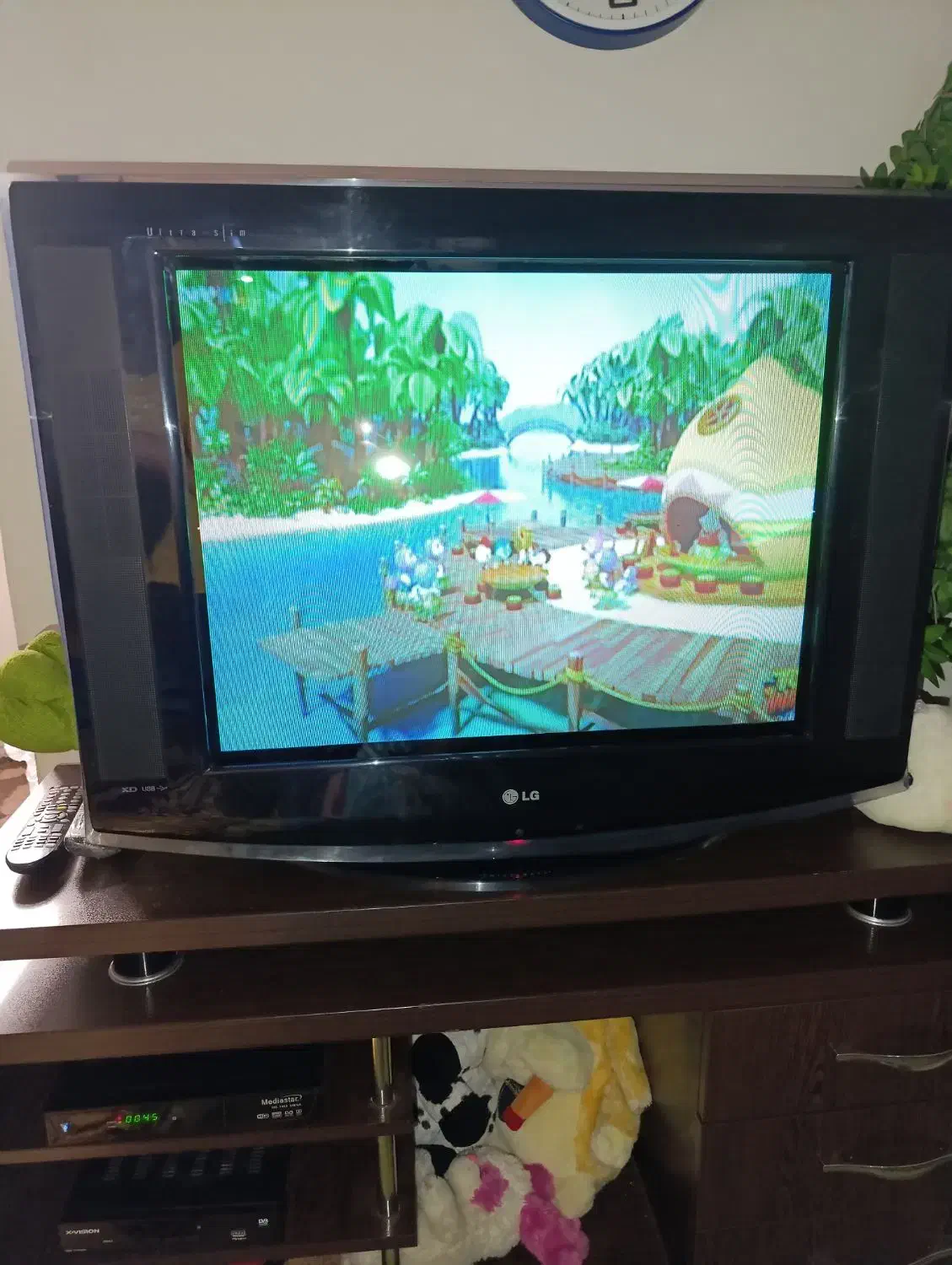 تلویزیون الجی اصل|تلویزیون و پروژکتور|ری, سیزده آبان|دیوار