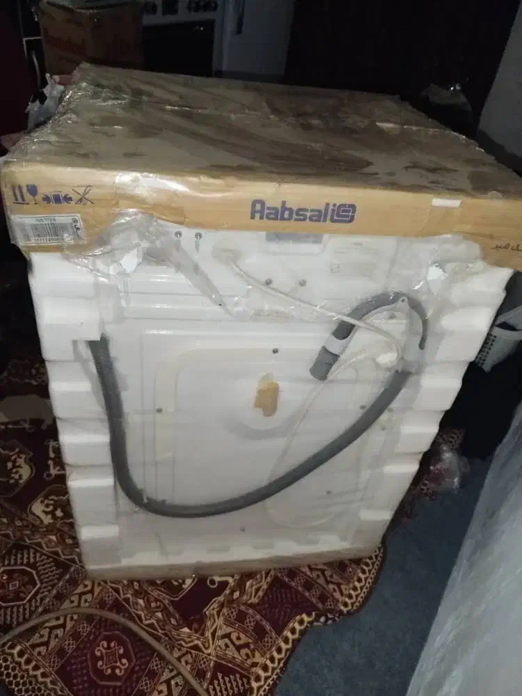 لباس شویی|ماشین لباسشویی و خشککن لباس|گنبد کاووس, |دیوار