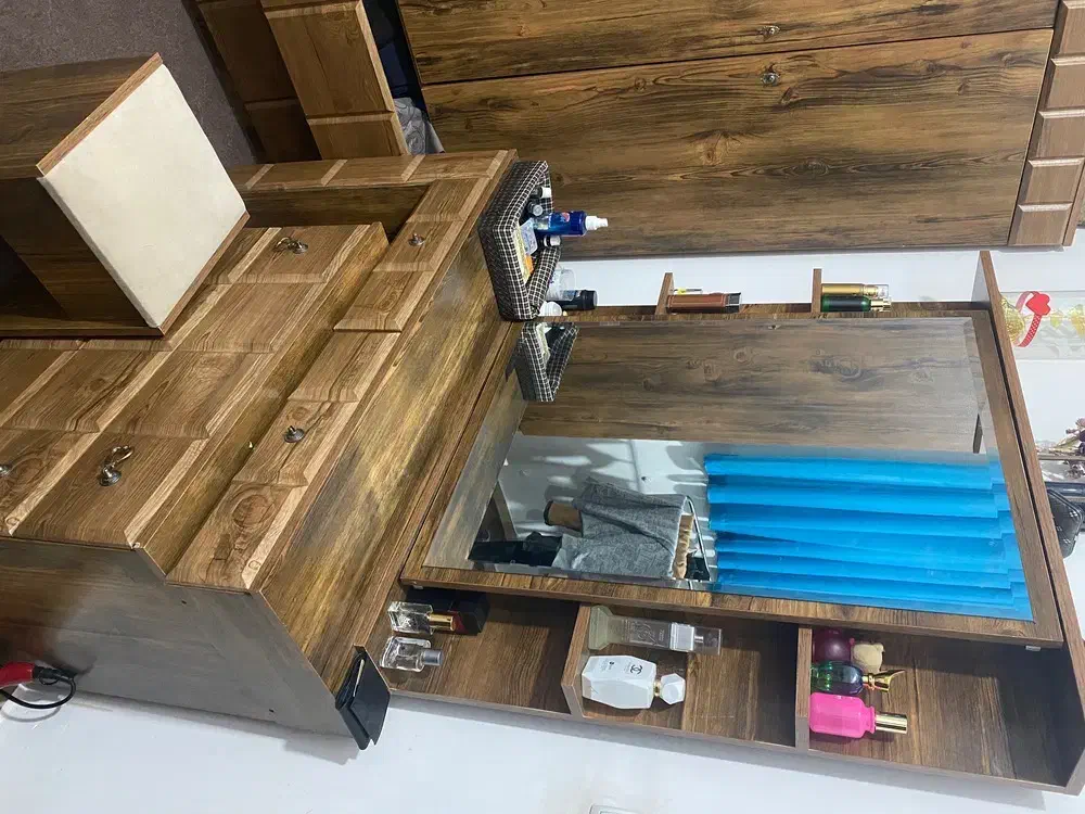 تخت خواب وکیوم جنس خوب|تخت و سرویس خواب|ساوه, |دیوار